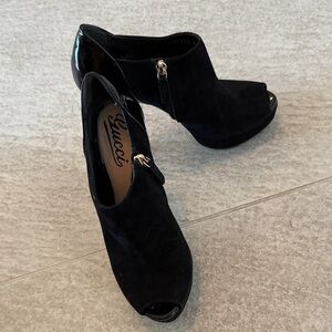 Gucci Black Patent Leather Heeled Boots